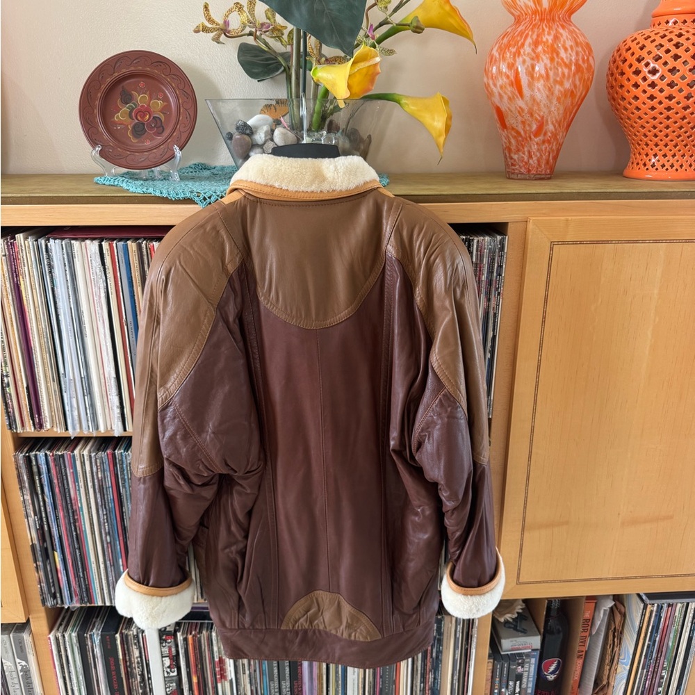 PRICE DROP: Men's (or Women’s) Shearling-Trimmed LAMBSKIN,by GOLDEN HIDE,USA, M - Picture 4 of 11